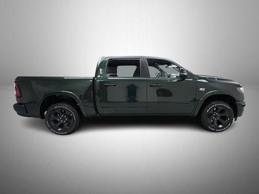 Serrano Green Metallic 2026 RAM 1500 Big Horn/Lone Star