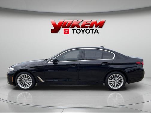 Jet Black 2021 BMW 530 xDrive