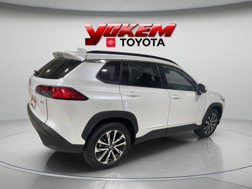 2022 Toyota Corolla Cross XLE
