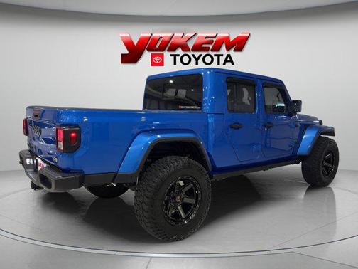 2022 Jeep Gladiator Overland