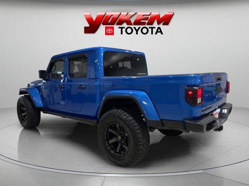 2022 Jeep Gladiator Overland