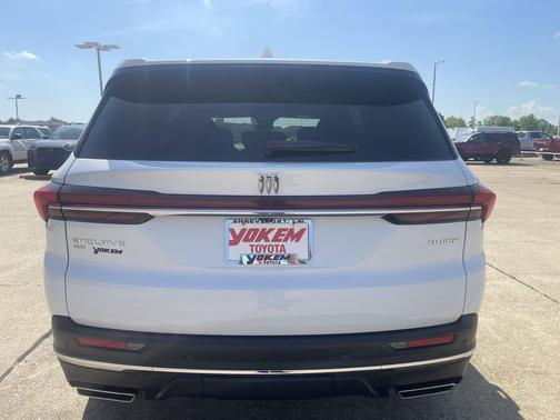 Summit White 2025 Buick Enclave Preferred FWD