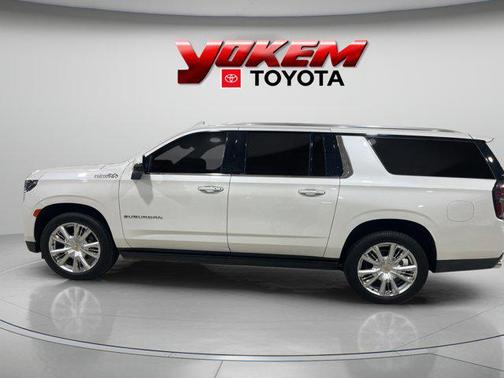 2022 Chevrolet Suburban 2WD High Country