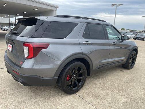 Carbonized Gray Metallic 2021 Ford Explorer ST