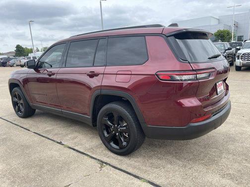 Velvet Red Pearlcoat 2023 Jeep Grand Cherokee L Altitude