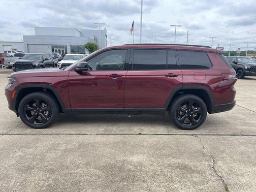 Velvet Red Pearlcoat 2023 Jeep Grand Cherokee L Altitude
