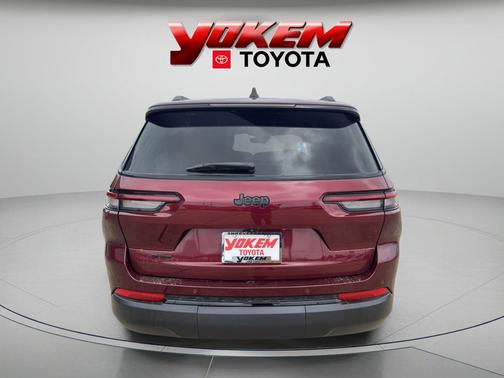 Velvet Red Pearlcoat 2023 Jeep Grand Cherokee L Altitude