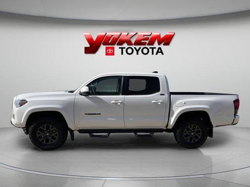 Ice Cap 2023 Toyota Tacoma SR5
