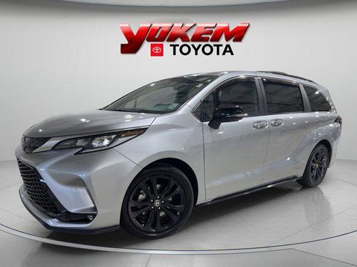 2023 Toyota Sienna XSE 7 Passenger
