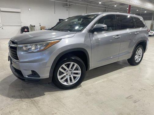 2015 Toyota Highlander LE
