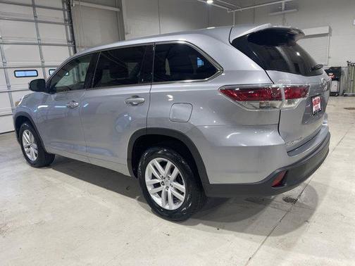 2015 Toyota Highlander LE