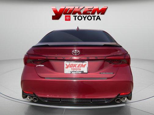 2022 Toyota Avalon Touring