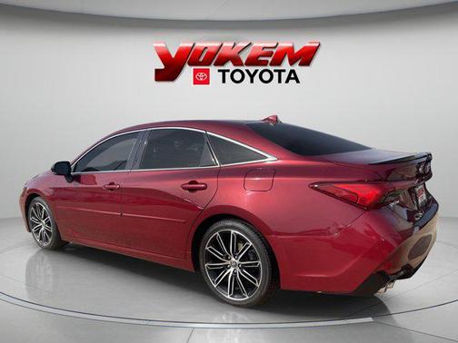 2022 Toyota Avalon Touring
