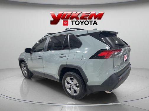 2023 Toyota RAV4 Hybrid XLE