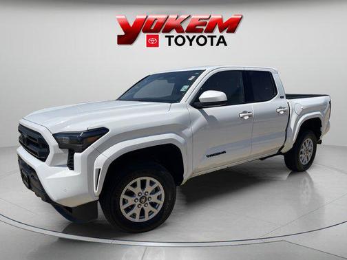 Ice Cap 2024 Toyota Tacoma SR5