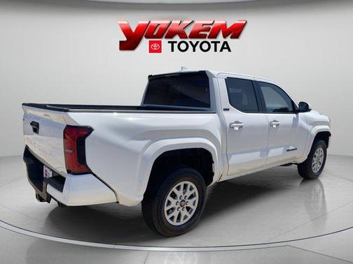 Ice Cap 2024 Toyota Tacoma SR5