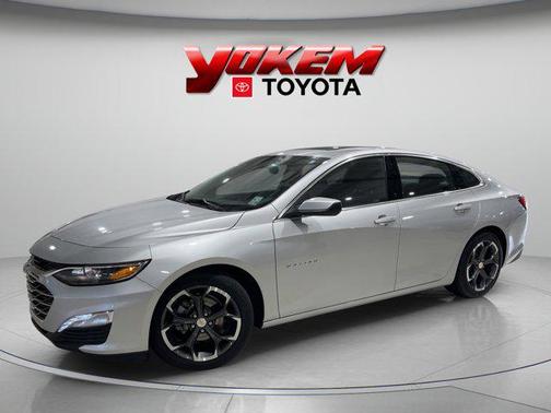 2022 Chevrolet Malibu FWD LT