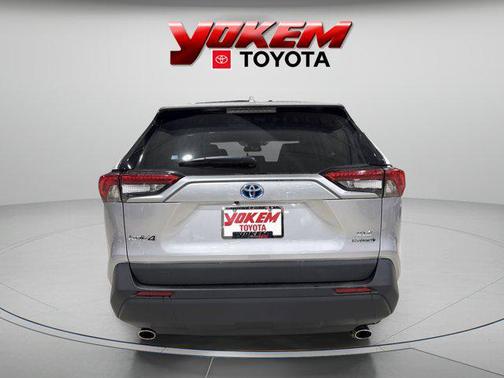 2023 Toyota RAV4 Hybrid XLE Premium