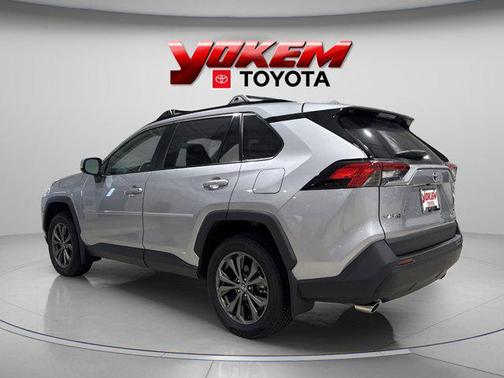 2023 Toyota RAV4 Hybrid XLE Premium