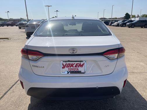 Ice Cap 2024 Toyota Corolla LE