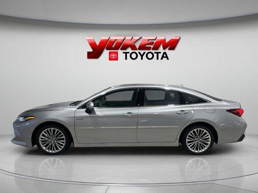 2019 Toyota Avalon Hybrid Limited