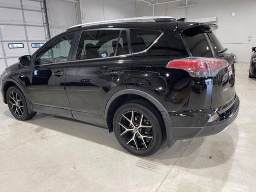 2016 Toyota RAV4 SE