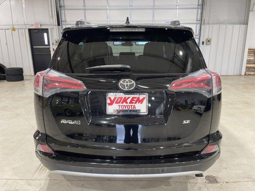 2016 Toyota RAV4 SE