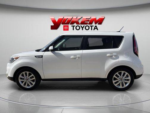 Clear White 2019 Kia Soul +