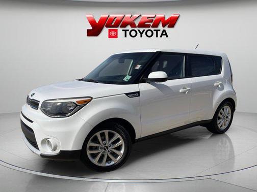 Clear White 2019 Kia Soul +