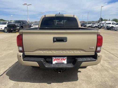 2019 Toyota Tacoma TRD Sport