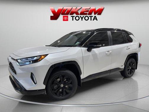 2024 Toyota RAV4 Hybrid SE