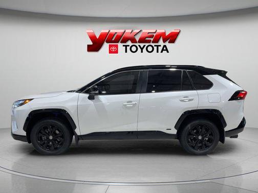 2024 Toyota RAV4 Hybrid SE