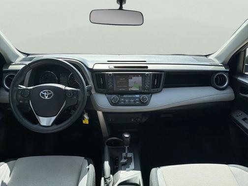 Silver Sky Metallic 2016 Toyota RAV4 XLE