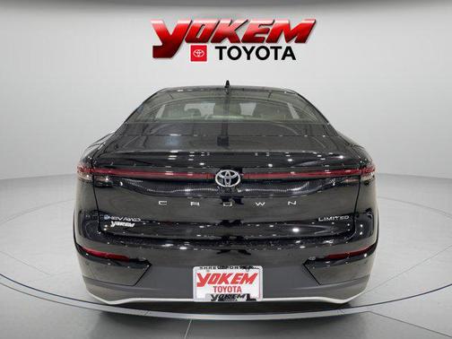 2025 Toyota Crown Limited