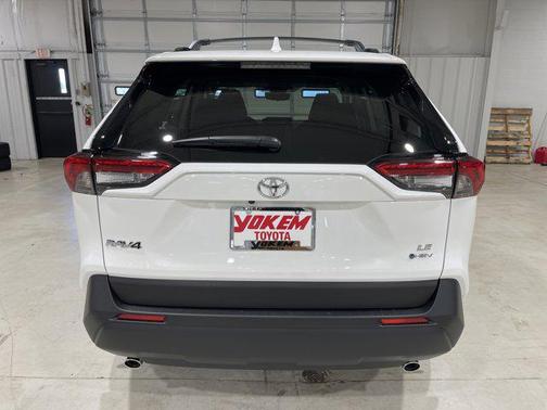 2025 Toyota RAV4 Hybrid LE