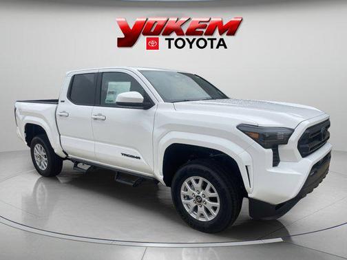 Ice Cap 2026 Toyota Tacoma SR5