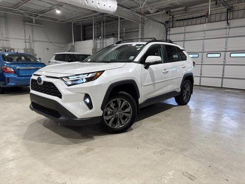 2024 Toyota RAV4 Hybrid XLE Premium