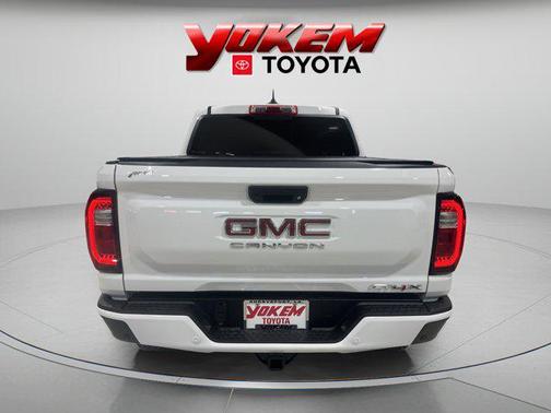 2024 GMC Canyon AT4X