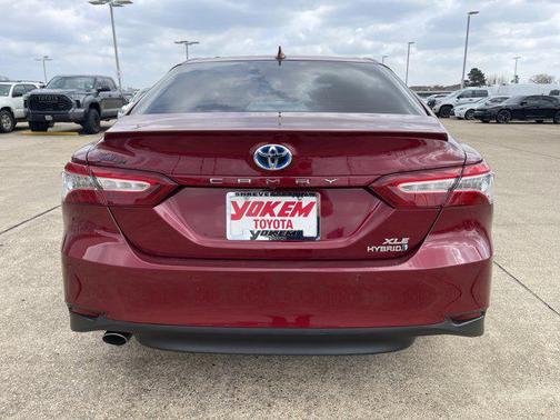 2019 Toyota Camry Hybrid XLE