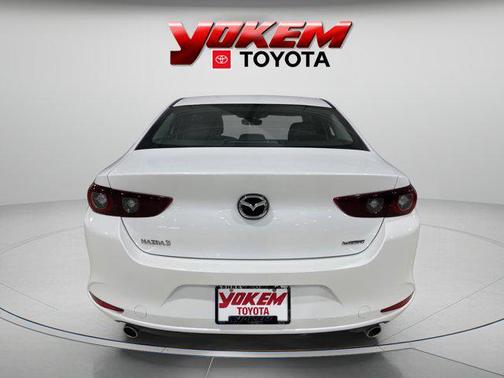 2023 Mazda Mazda3 FWD w/Preferred Package