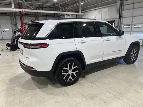 2024 Jeep Grand Cherokee Limited X
