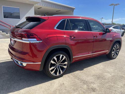 2023 Volkswagen Atlas Cross Sport 3.6L V6 SEL Premium R-Line