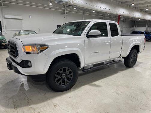 2022 Toyota Tacoma SR