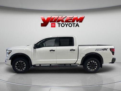 2024 Nissan Titan PRO-4X