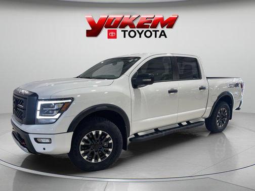 2024 Nissan Titan PRO-4X