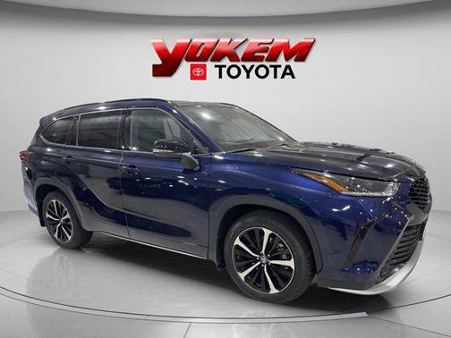 2022 Toyota Highlander XSE