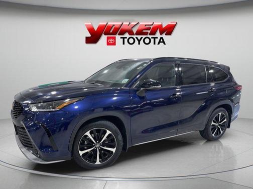 2022 Toyota Highlander XSE