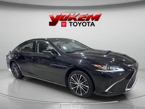 2023 Lexus ES 350 Base