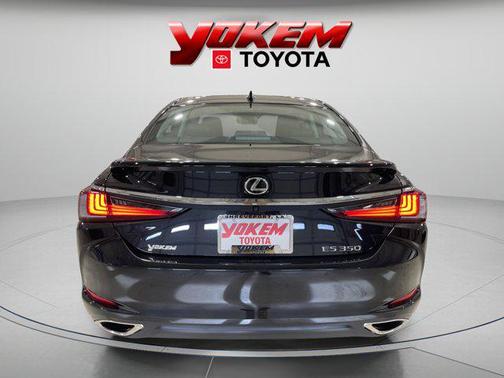 2023 Lexus ES 350 Base