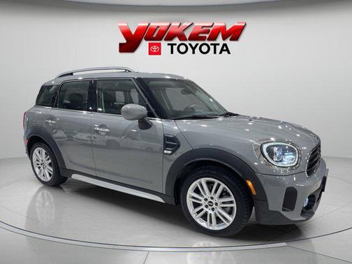 2022 MINI Countryman Oxford Edition